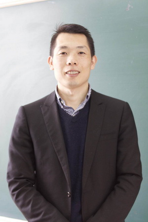 陈志成 300.jpg
